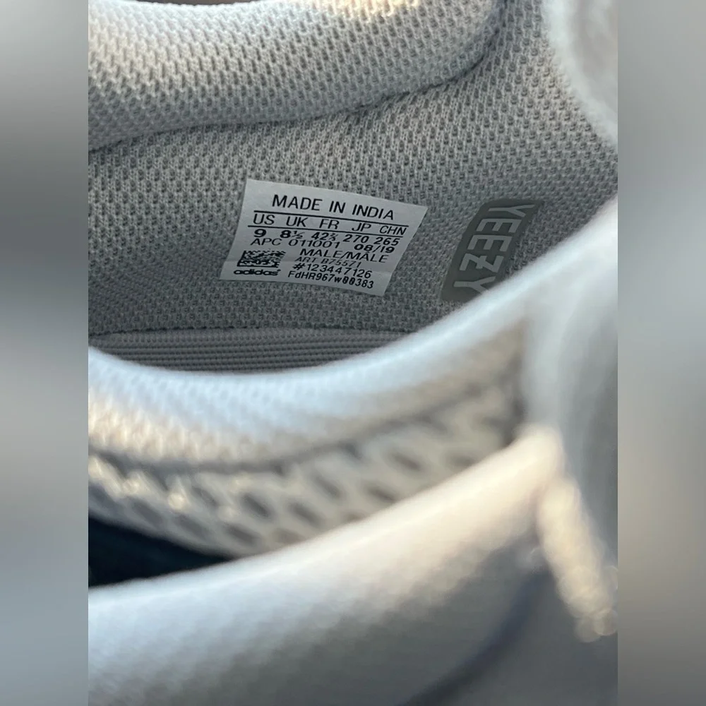YEEZY BOOST 700 WAVE RUNNER 2017 Adidas Yeezy original sneakers 100% Authentic